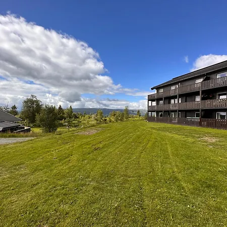 Ideal Base For Exploring 2 Bedrooms & Balcony Beitostolen