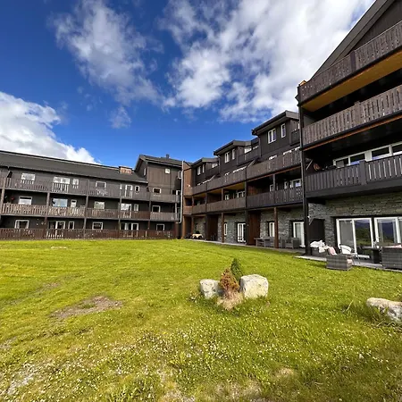 Ideal Base For Exploring 2 Bedrooms & Balcony Apartamento *