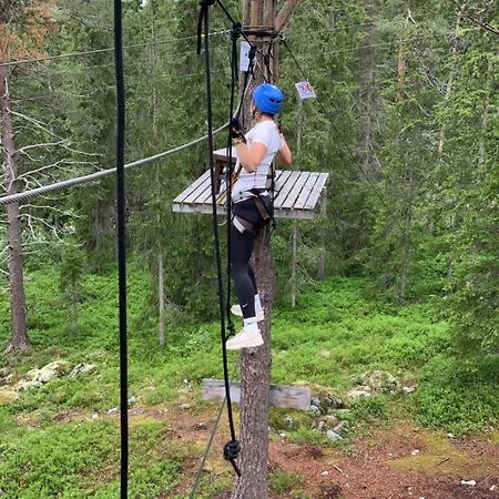 Apartment Ideal Base For Exploring 2 Bedrooms & Balcony